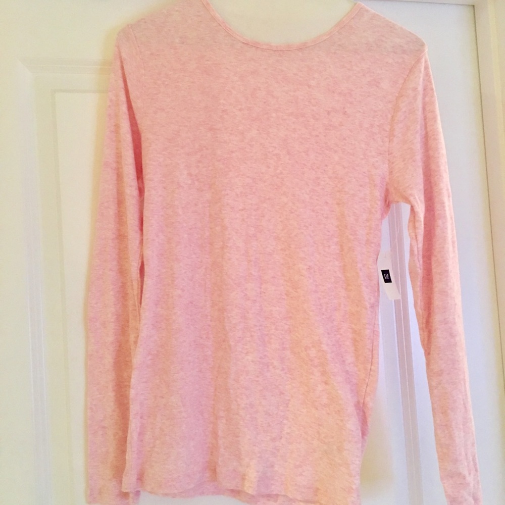 Gap Long Sleeve Crew Neck Tee. Sz M. New with Tags